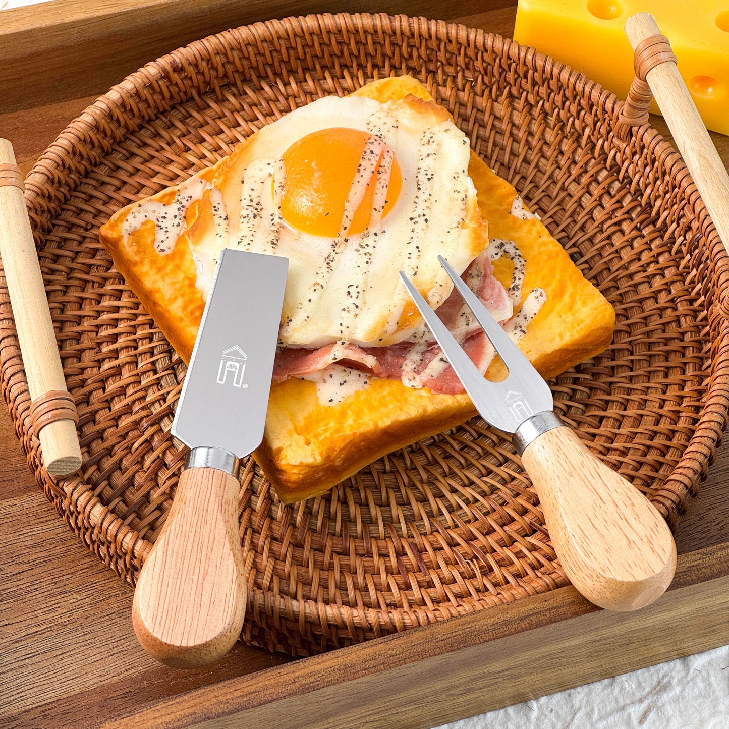 Spelman Cheese Knife set
